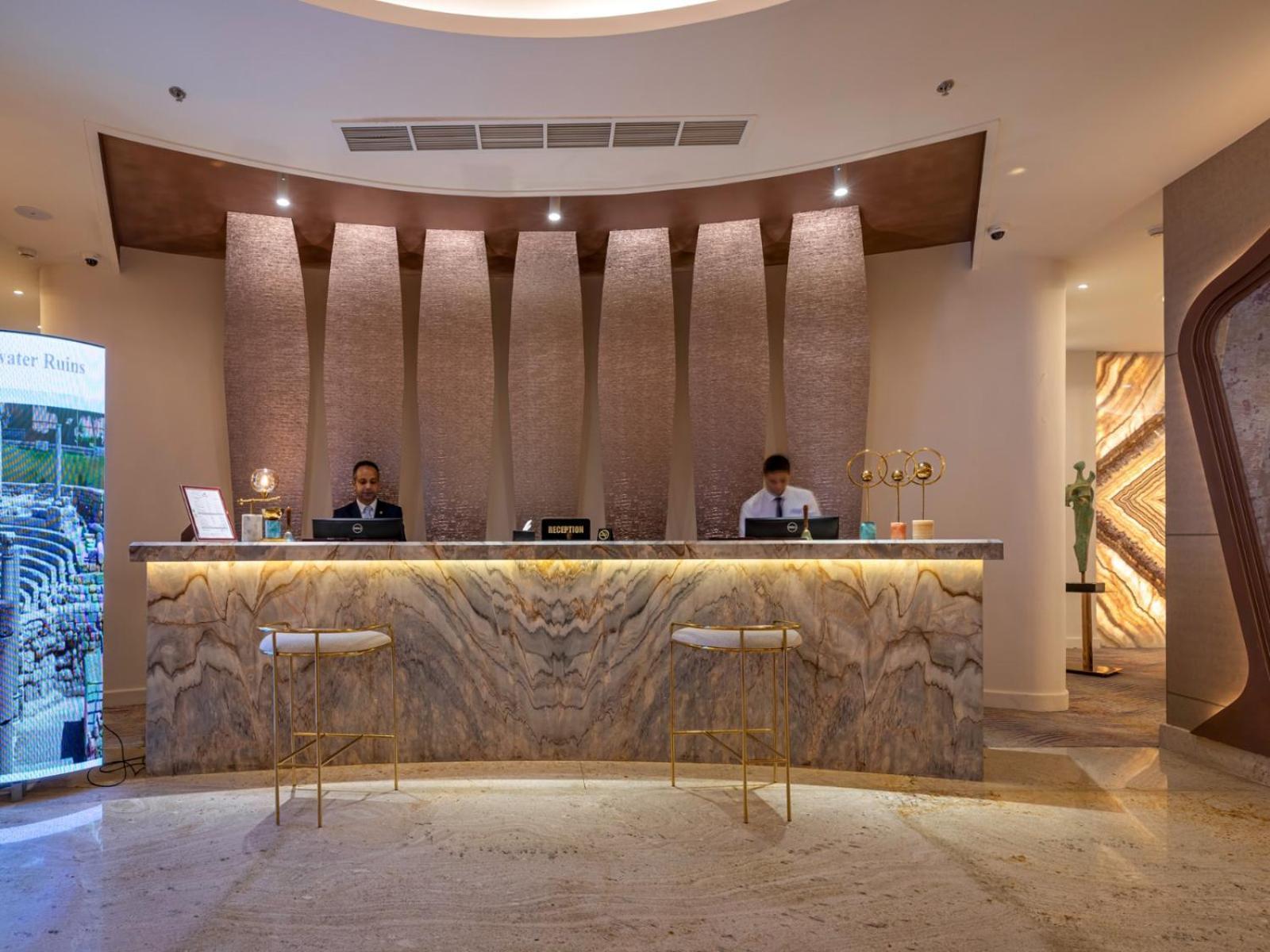 Mirage Hotel & Conference Center Aleksandria Zewnętrze zdjęcie The lobby of the hotel