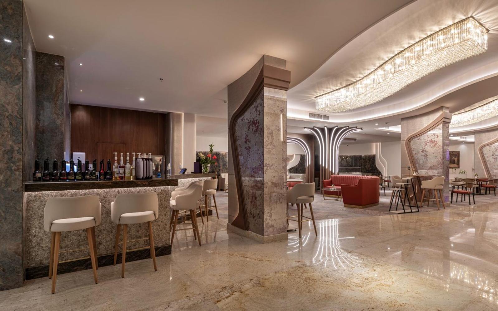 Mirage Hotel & Conference Center Aleksandria Zewnętrze zdjęcie The lobby bar